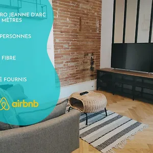  Appartement • La Brique Rose - Apt 2p - Place Jeanne D'arc France
